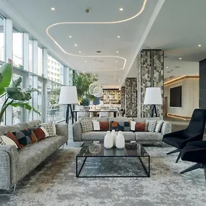 Otel Ilunion Atrium