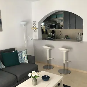 Trinidad Mit Netflix Apartment