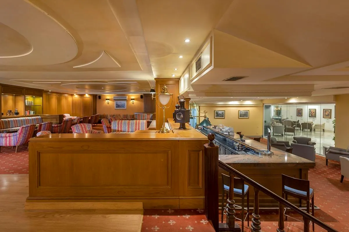 Las Palmeras Affiliated By Fergus Fuengirola Hotel