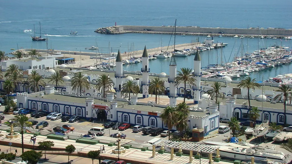 Las Palmeras Affiliated By Fergus Fuengirola Hotel