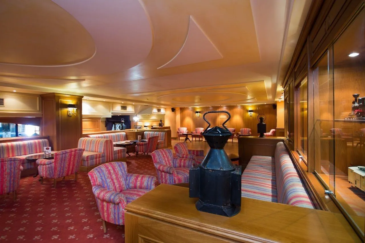 Las Palmeras Affiliated By Fergus Fuengirola Hotel